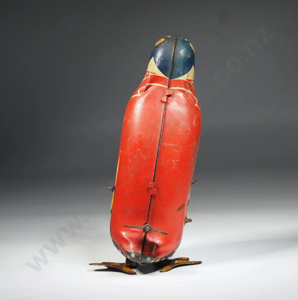 Vintage Tin Plate Wind-up Penguin - With Key Image 1++