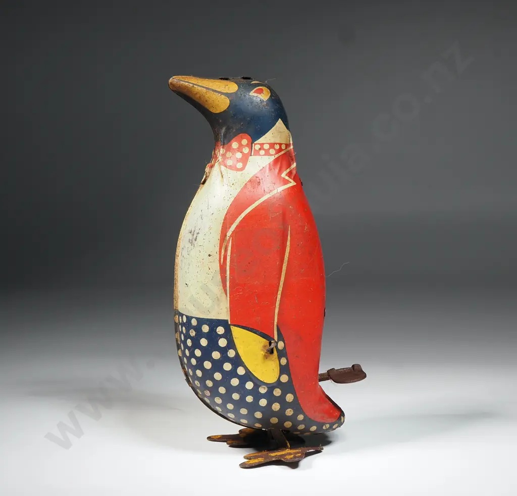Vintage Tin Plate Wind-up Penguin - With Key Image 1++