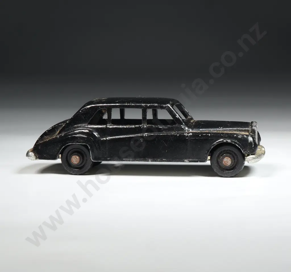 Vintage Die Cast Fun Ho! NZ Rolls Royce Phantom V Image 1++