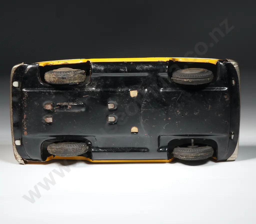 Vintage Tin Plate Wind-up Taxi: Made In Japan Image 1++
