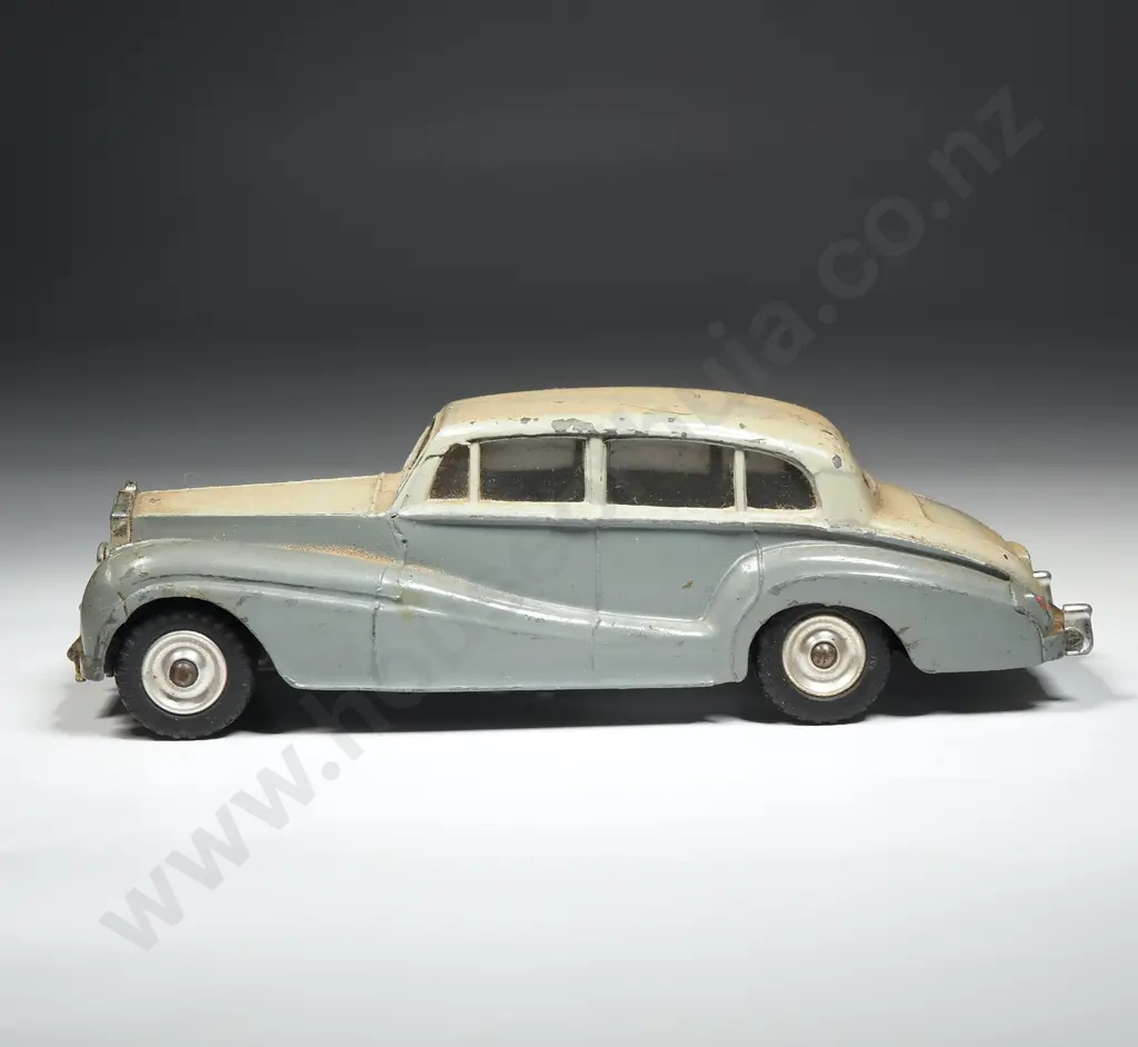 Dinky Toys: Rolls-Royce Silver Wraith Image 1++