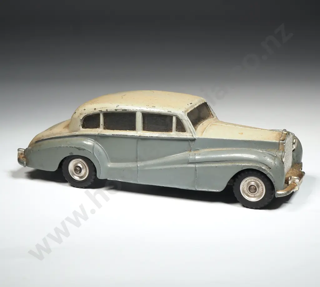 Dinky Toys: Rolls-Royce Silver Wraith Image 1++