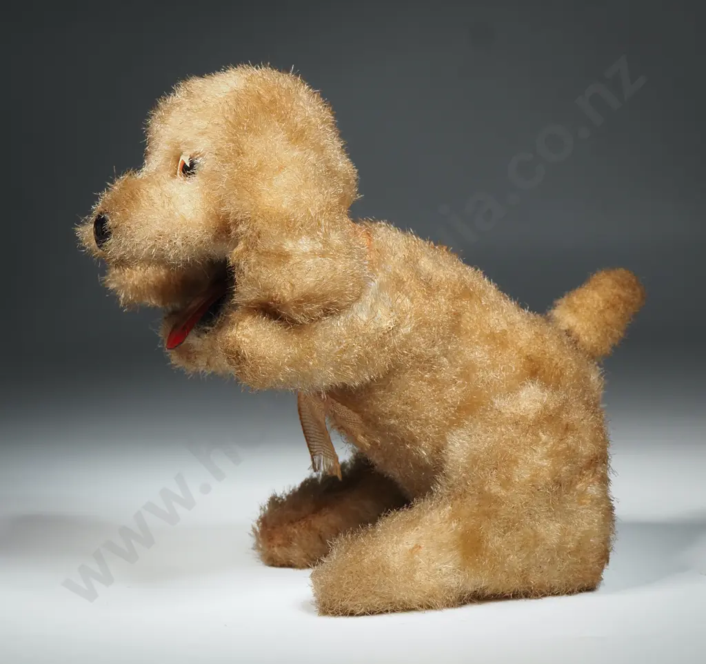 Vintage Wind up Begging Dog Victor Image 1++