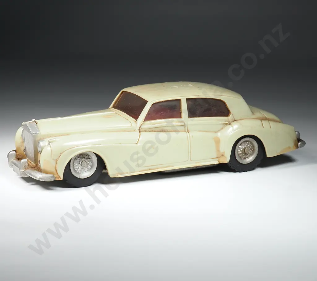 Vintage Toy Car: Made in Hong Kong Image 1++