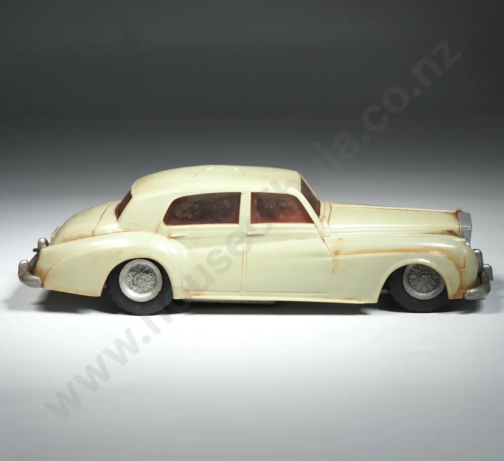 Vintage Toy Car: Made in Hong Kong Image 1++