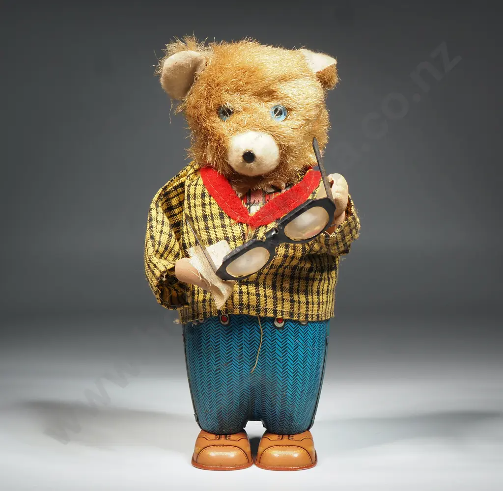 Wind-Up Tin Litho Toy Bruno Spectacle Bear Cleaning His Glasses - Working Image 1++