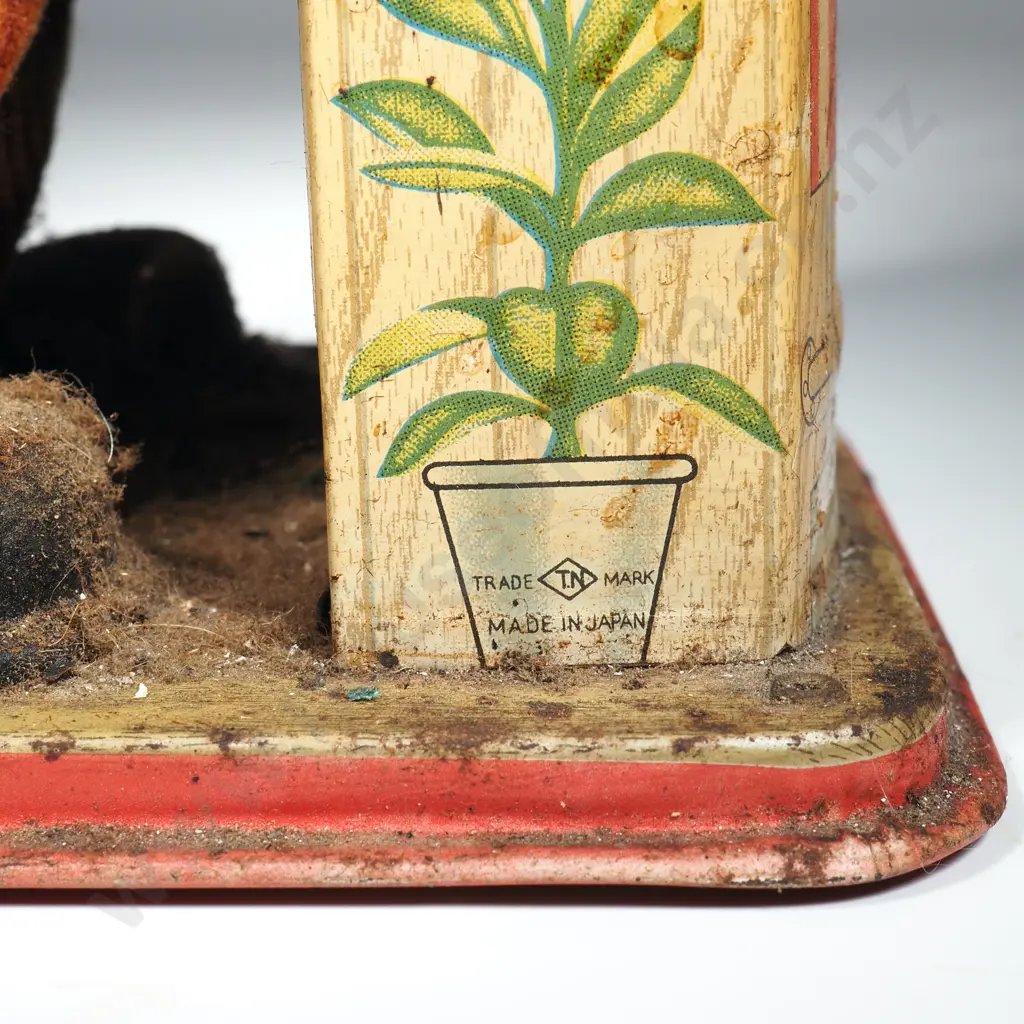 Vintage 1962 Charlie Weaver Bartender Image 1++