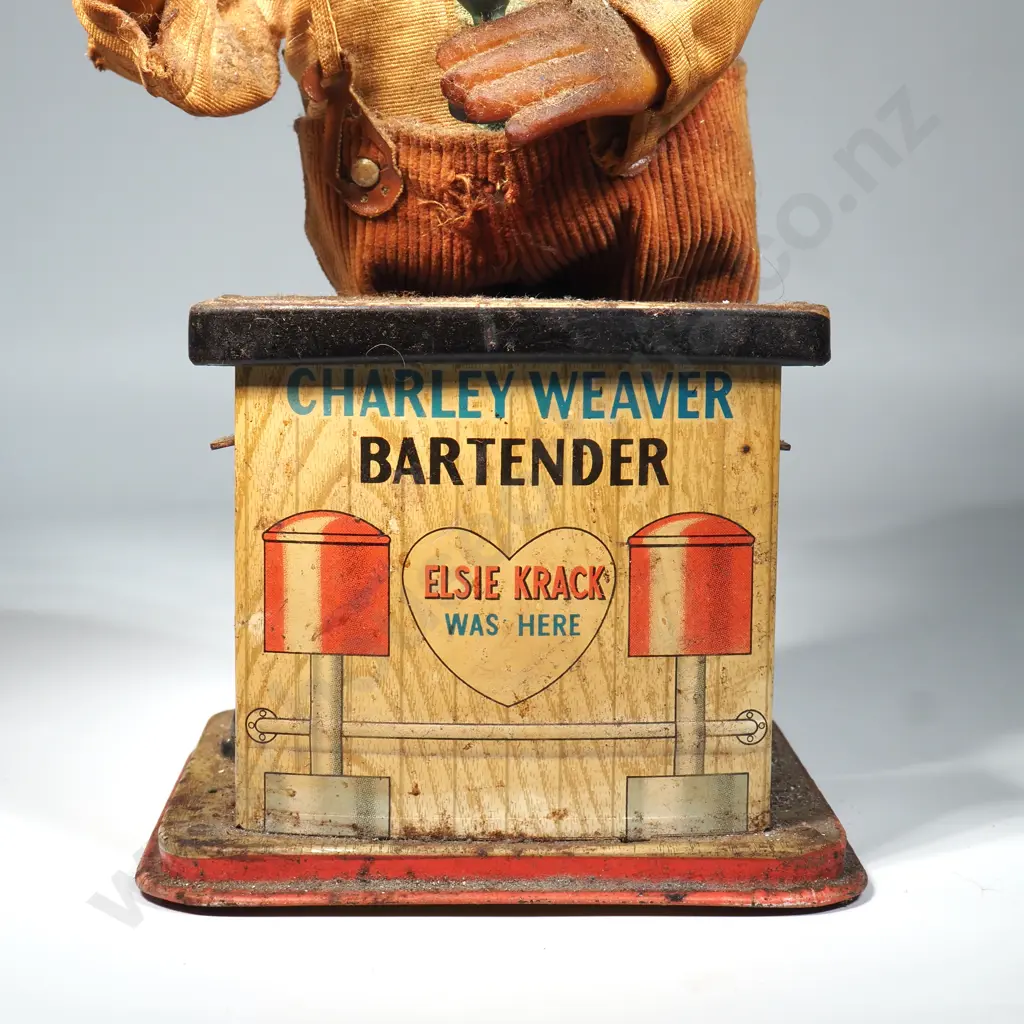 Vintage 1962 Charlie Weaver Bartender Image 1++