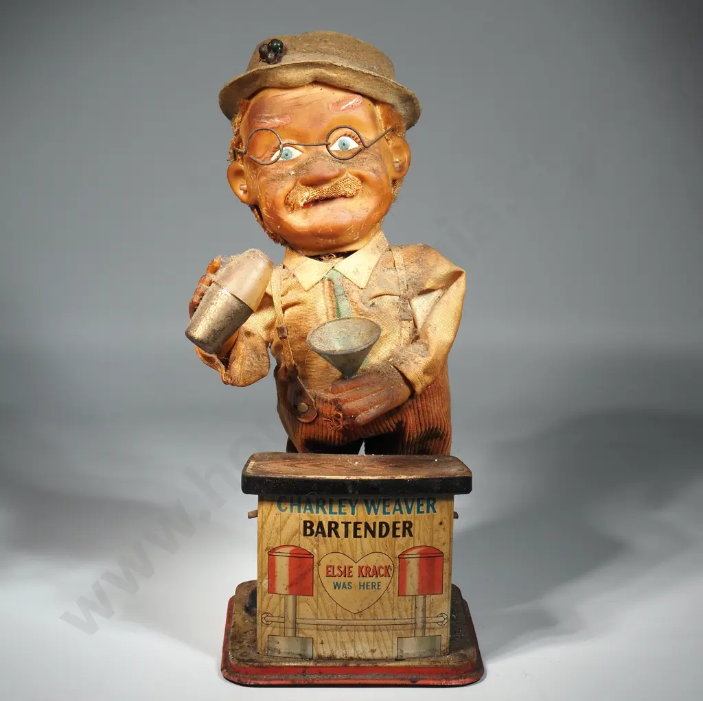 Vintage 1962 Charlie Weaver Bartender Image 1++