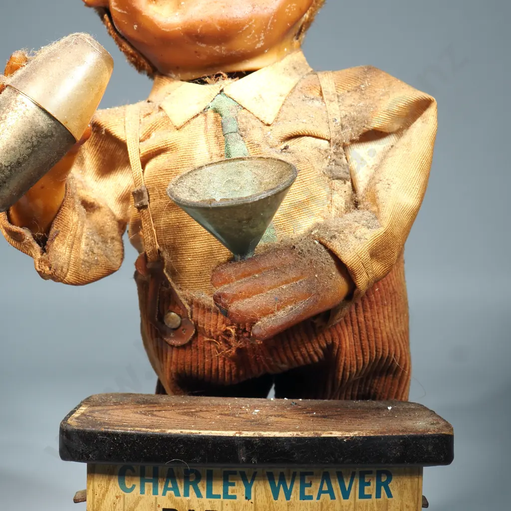 Vintage 1962 Charlie Weaver Bartender Image 1++