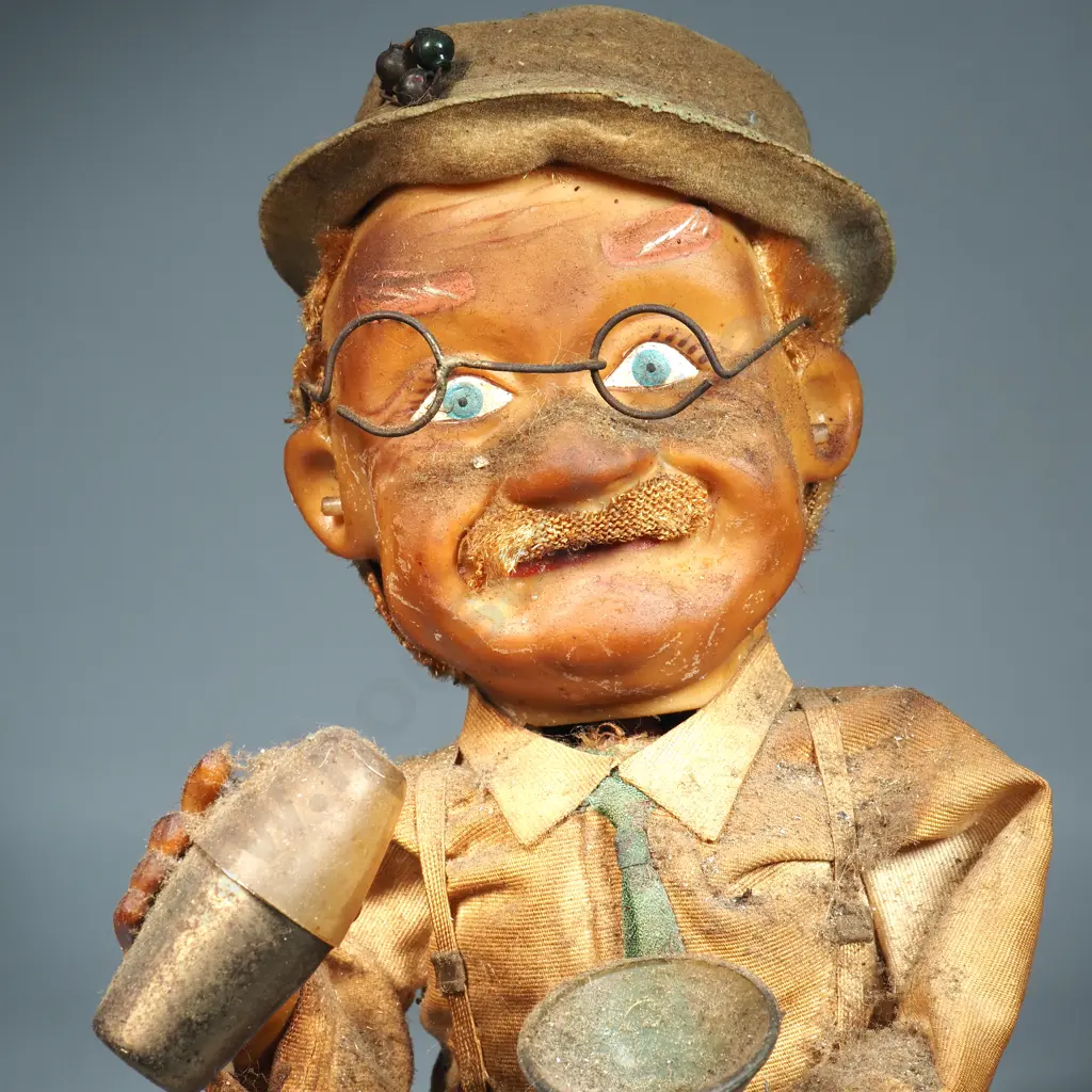 Vintage 1962 Charlie Weaver Bartender Image 1++