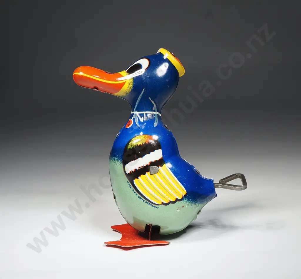 Tin Wind-Up Duck - Made in USA Image 1++