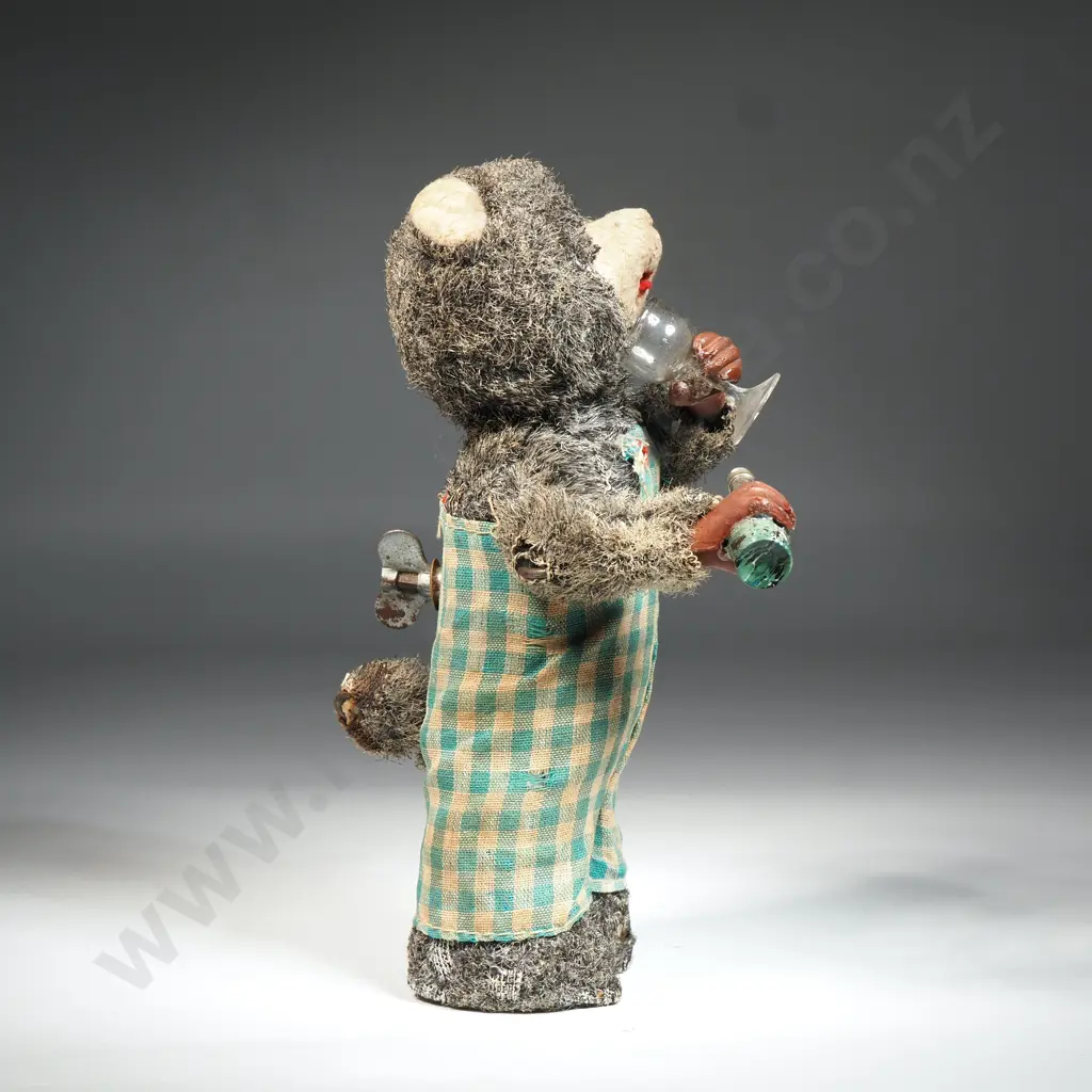 Vintage "Thirsty Bear" Mechanical Clockwork Wind-up Toy Image 1++