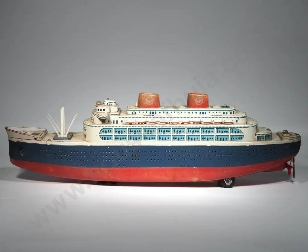 Modern Toys Tin Passenger Ship Image 1++