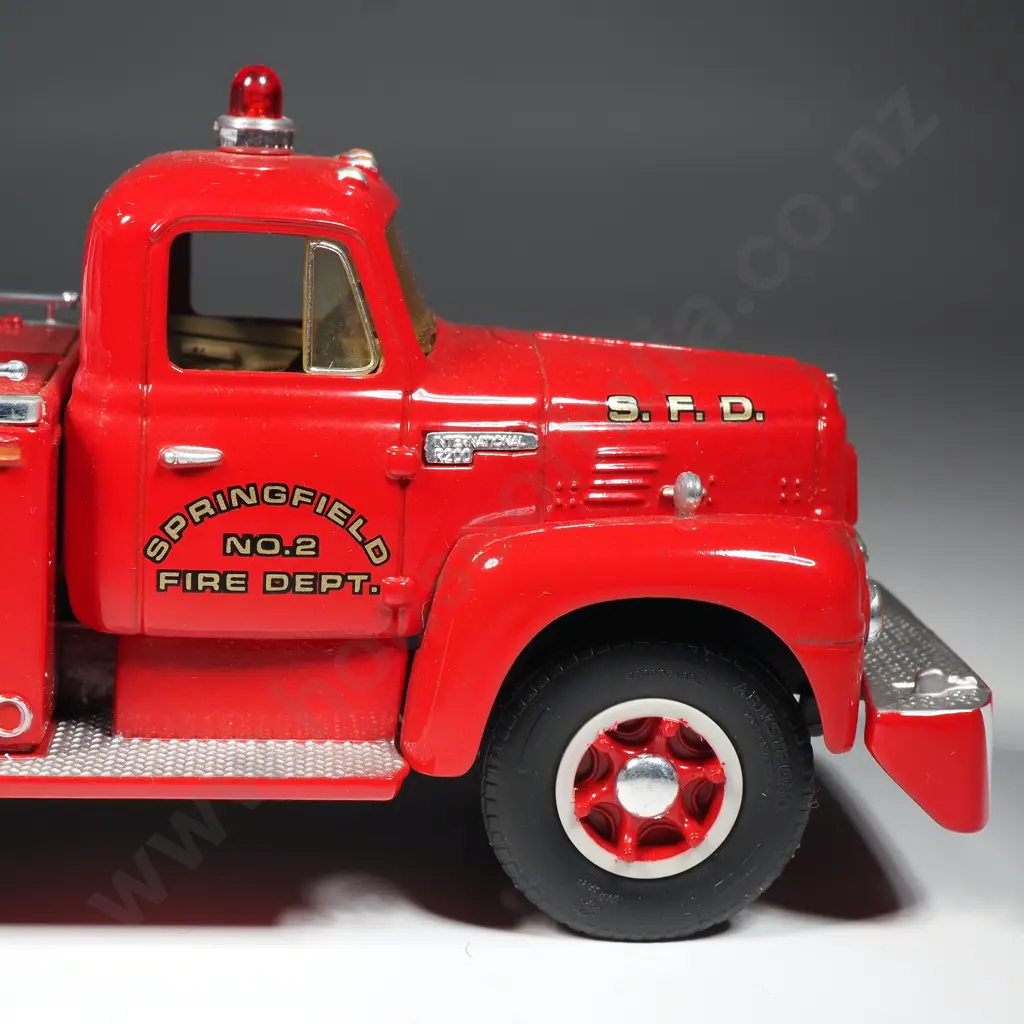 Springfield No.2 Fire Department Apparatus Support 1957 Replica Image 1++