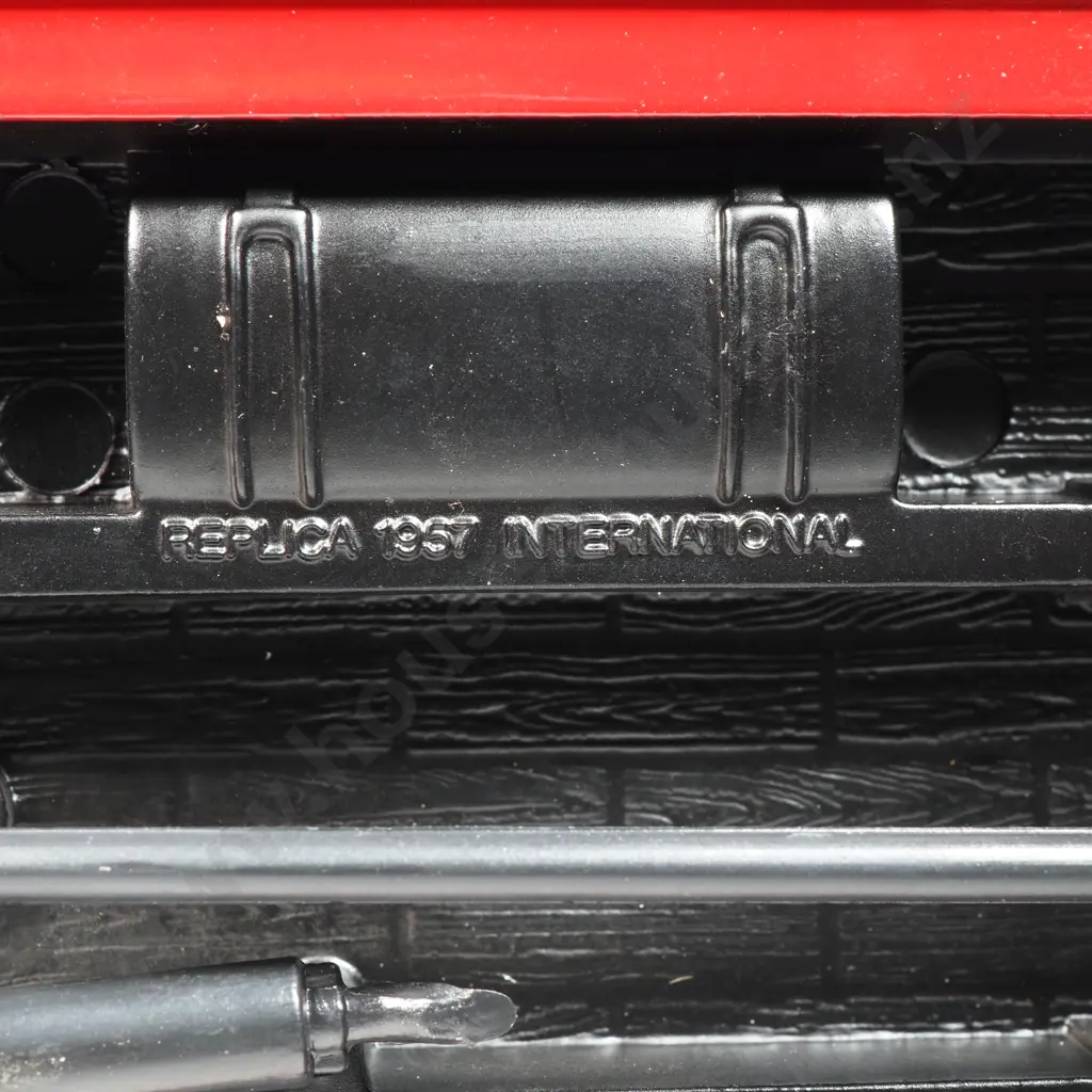 Springfield No.2 Fire Department Apparatus Support 1957 Replica Image 1++