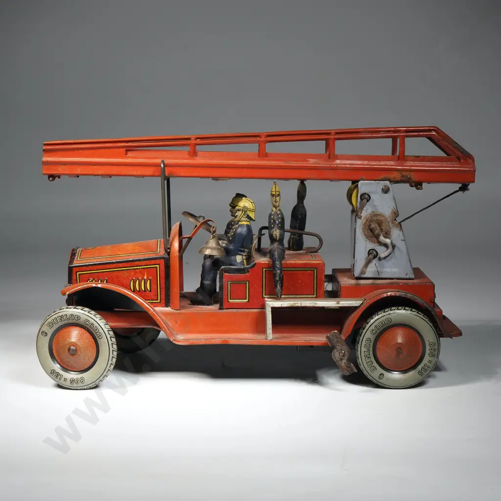 Tippco Pressed Tin, Lithograph Wind-up Fire Truck Image 1++