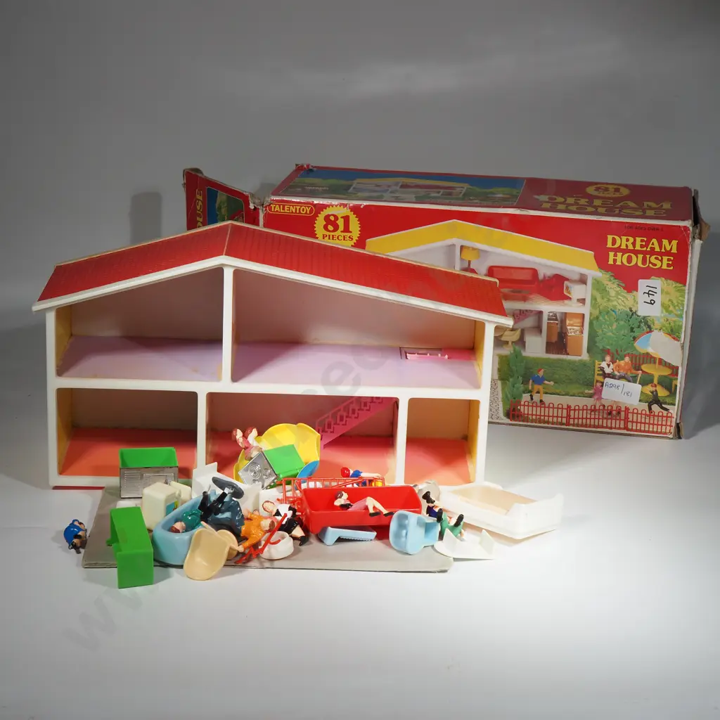 Vintage Talentoy Dream House - Plastic Playset w 81 Pieces Image 1++