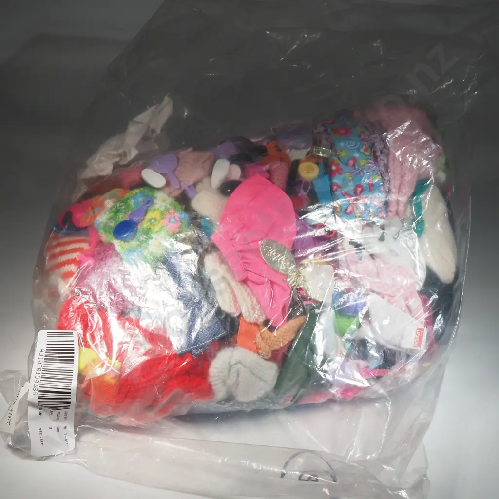 Large Quantity Of Vintage Barbie Doll Clothes  Image 1++