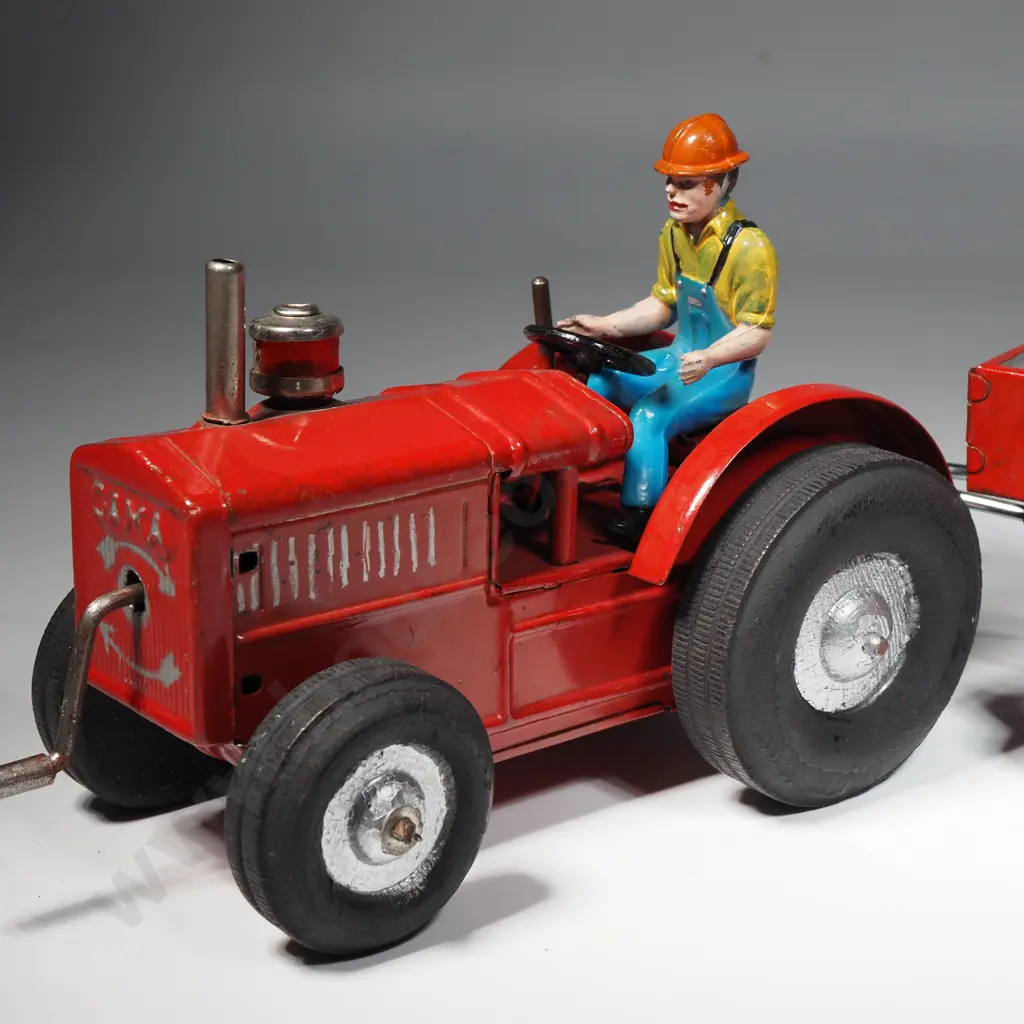 Gama Tractor with Flatbed Image 1++