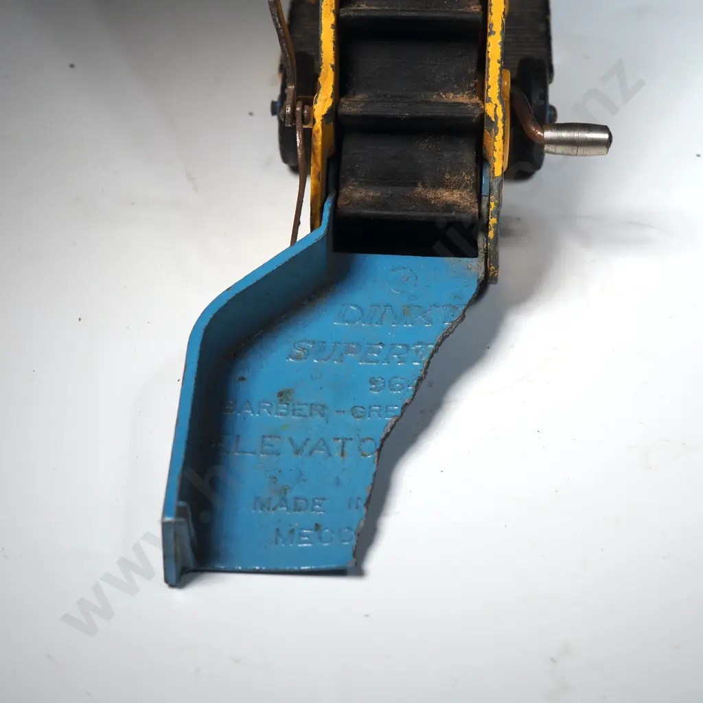 Dinky Supertoys - No. 964 Elevator Loader Image 1++