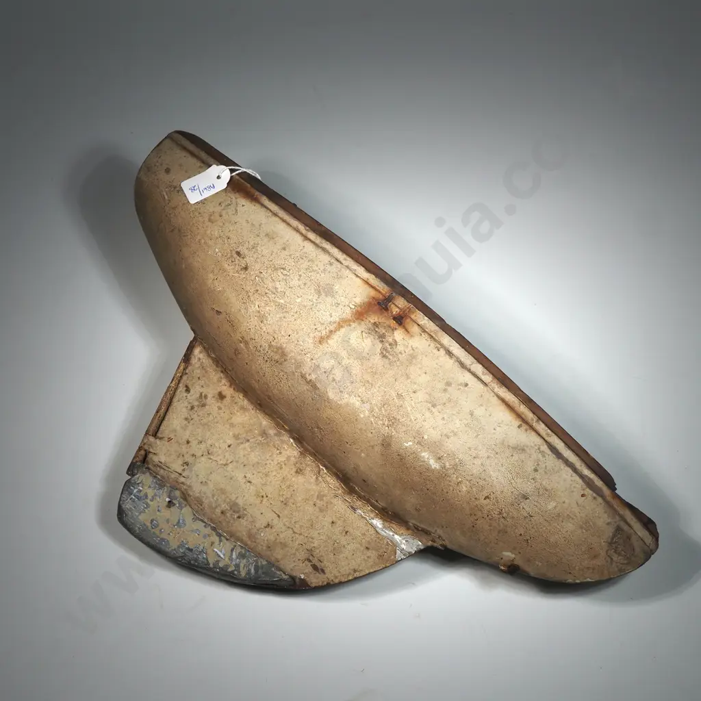 Vintage Model Of A  Pond Yacht  Image 1++