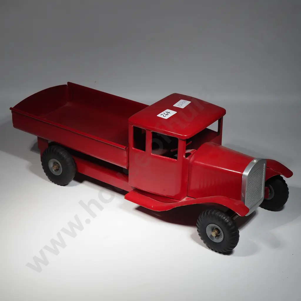 Tri-Ang Transport Red Tipper Truck Image 1++