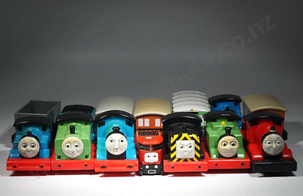 Assorted Collection of Thomas the Tank Engine & Friends Image 1++