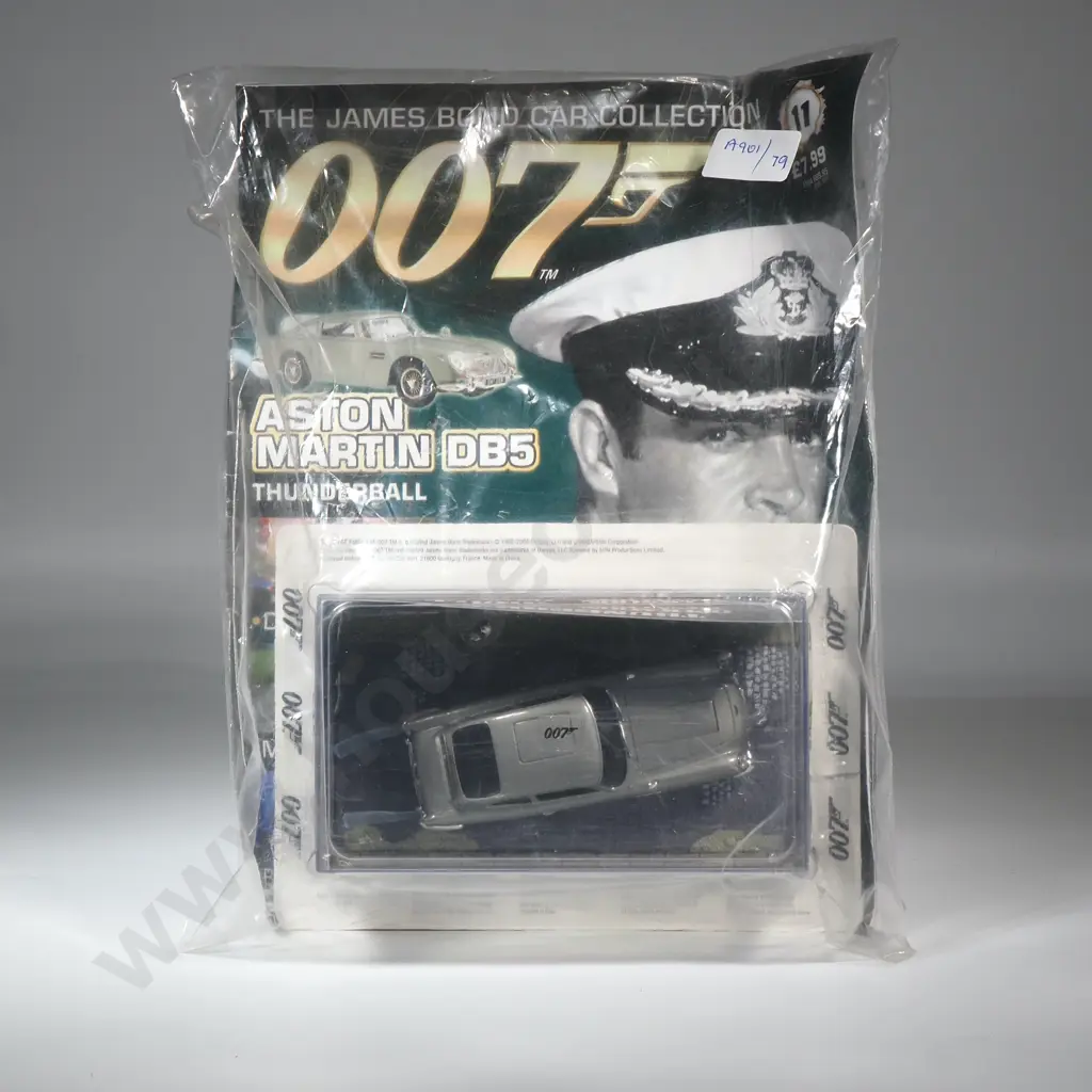 DY11 James Bond Car Collection 1/43 O Scale, Aston Martin DB5, Thunderball Image 1++