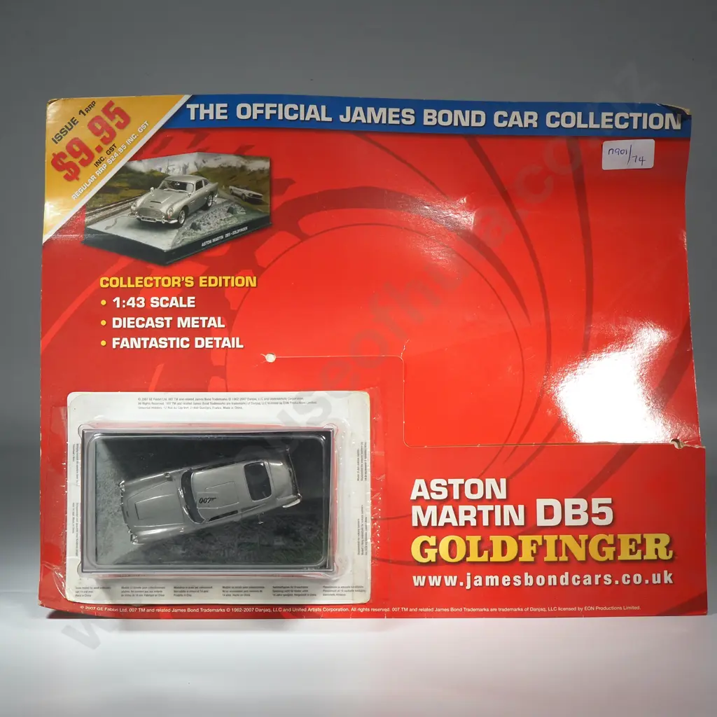DY1 James Bond Car Collection 1/43 O Scale, Aston Martin DB5, Goldfinger Image 1++