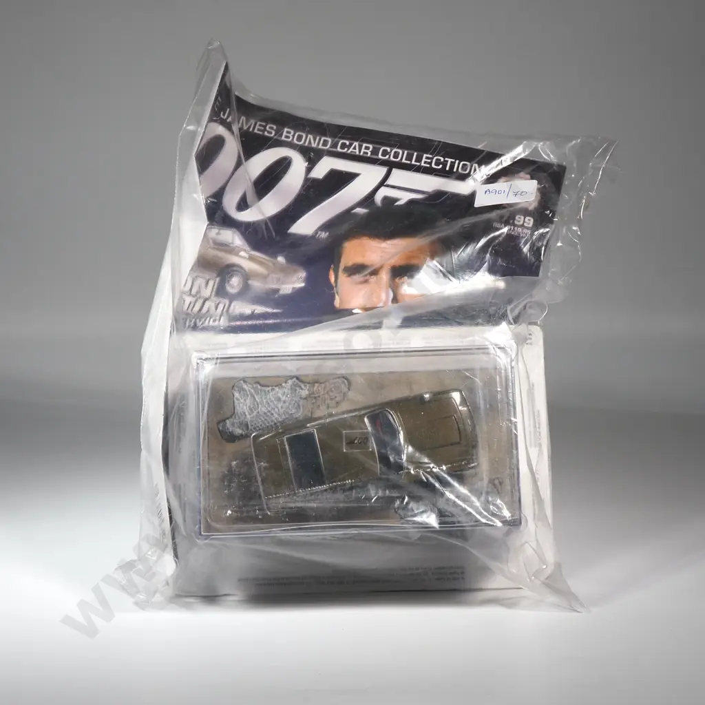 DY12 James Bond Car Collection 1/43 O Scale, Aston Martin DBS, On Her Majesty's Secret Service Image 1++