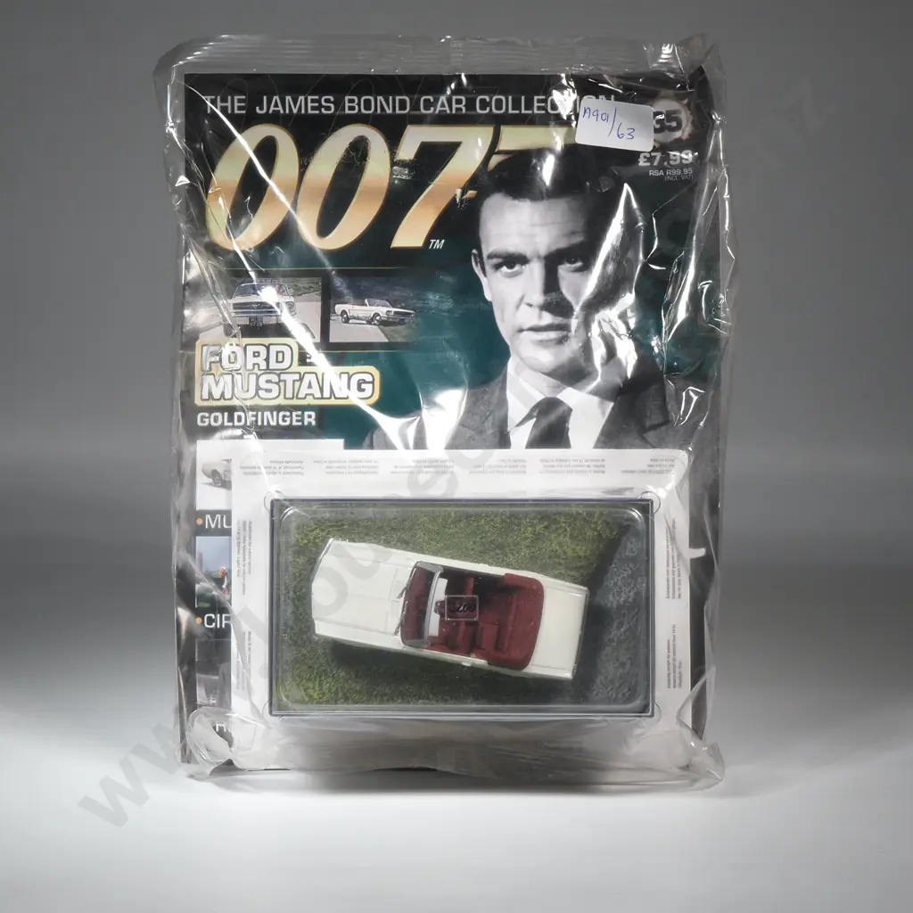 DY35 James Bond Car Collection 1/43 O Scale Ford Mustang, Goldfinger Image 1++