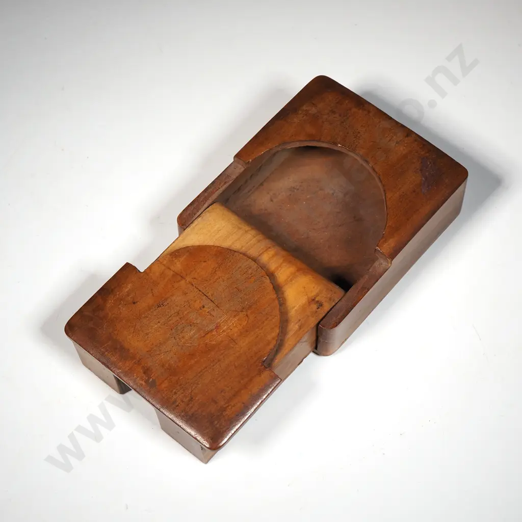 Wooden Pocket Watch Desk Stand Image 1++