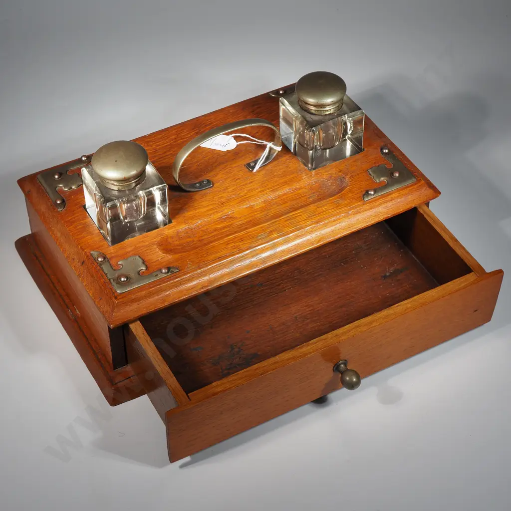 Oak Desk Tidy With Inkwell & Frieze Drawer  Image 1++
