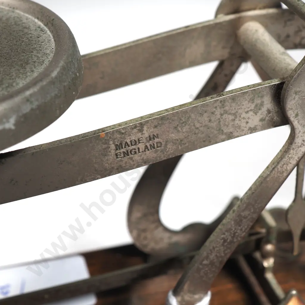 Vintage Postal Balance Scales with Imperial Weights By Johnsons of Hendon Complete Image 1++