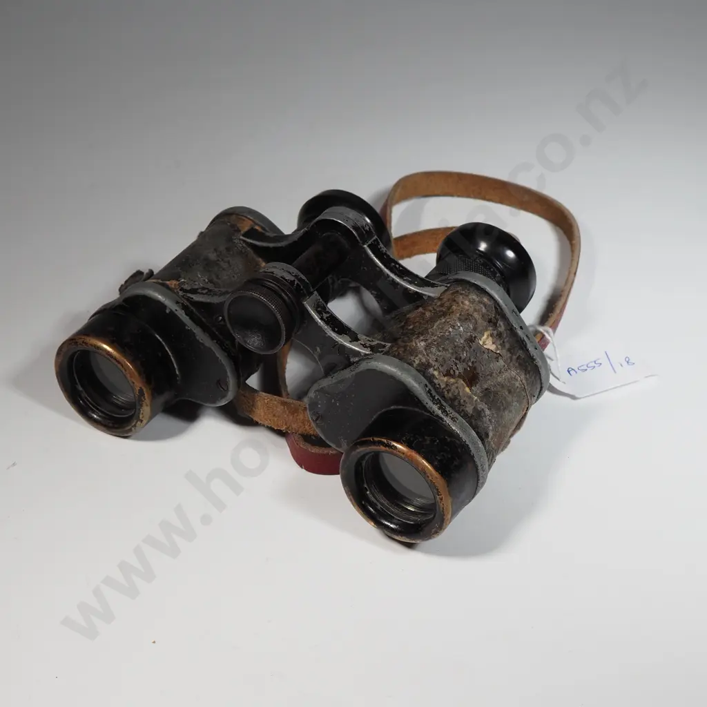 Pair Of Vintage Carl Zeiss Military Binoculars with Replacement Strap  Image 1++
