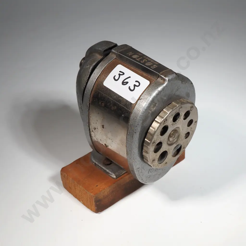 Boston Model KS - large Pencil Sharpener on Wooden Base Image 1++