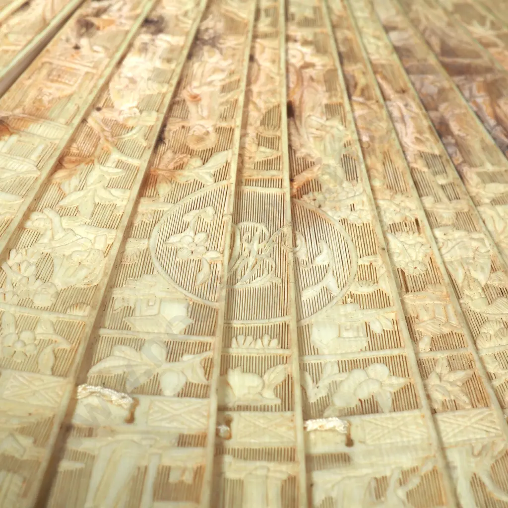 Chinese Canton Carved Ivory Brise Fan Image 1++