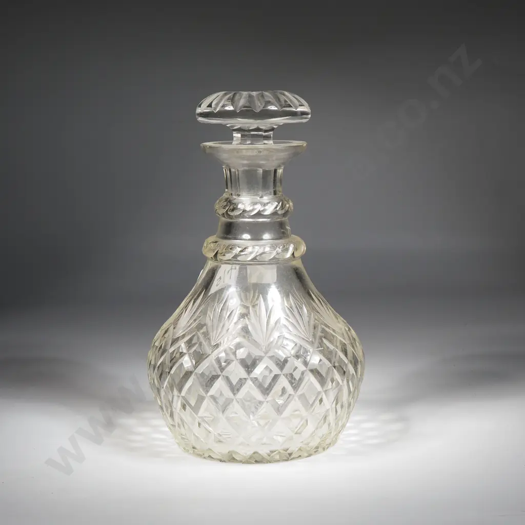 Vintage Glass Decanter w Diamond & Fan Decoration Image 1++