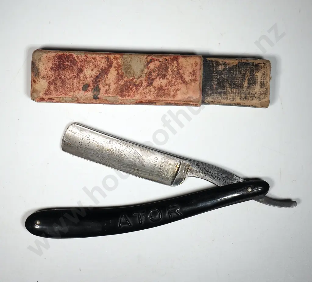 Boxed Cut Throat Razor By Geo. Wostenholm & Son. Image 1++