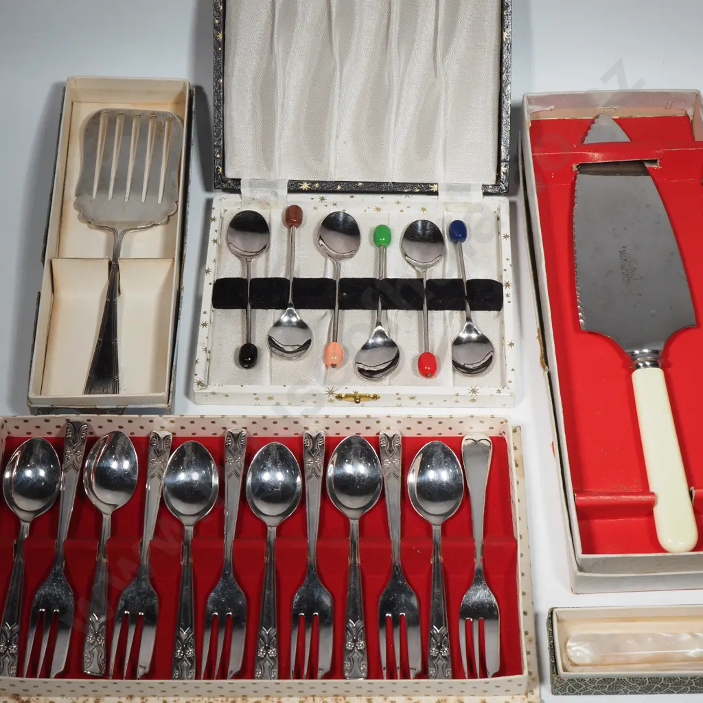 Quantity of Boxed Silver Plated Cutlery including Art Deco Coffee Spoons Image 1++