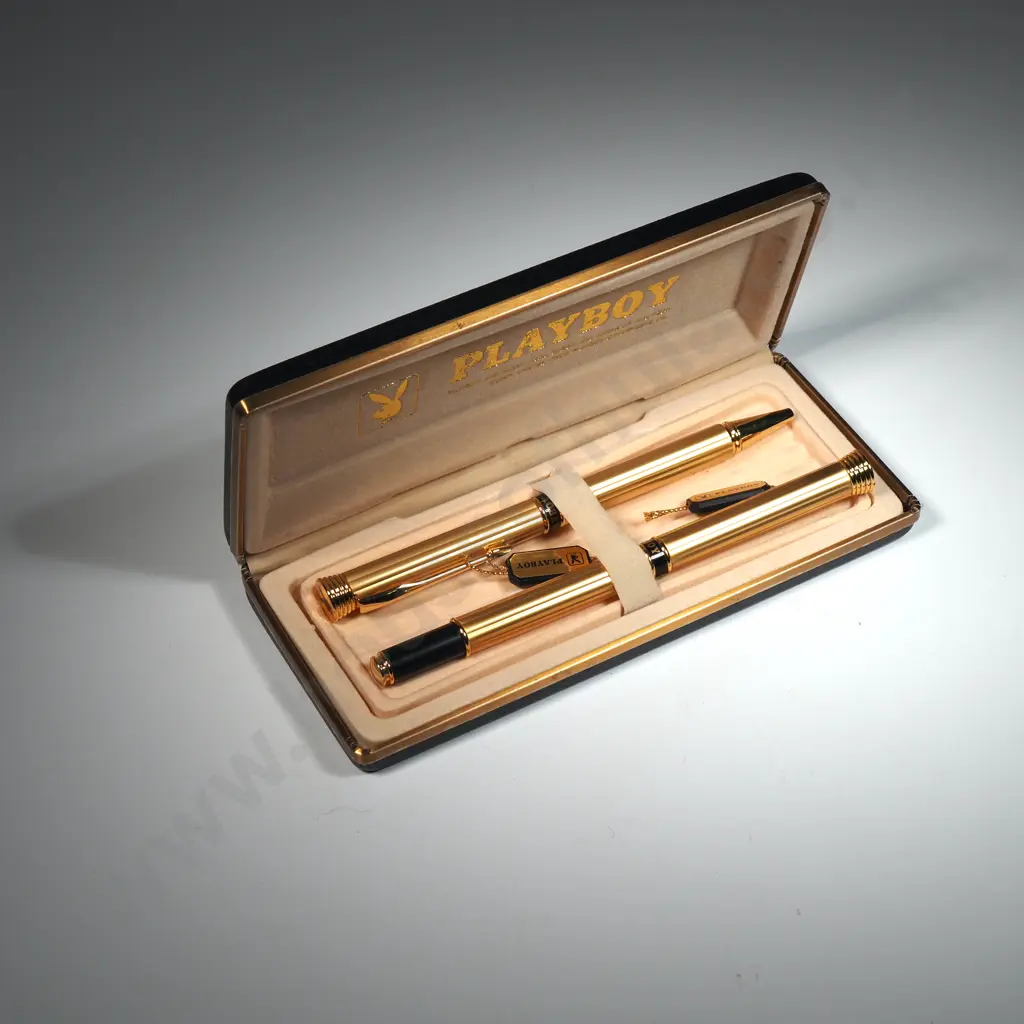 Vintage Cased Set of Play Boy Pens  Image 1++