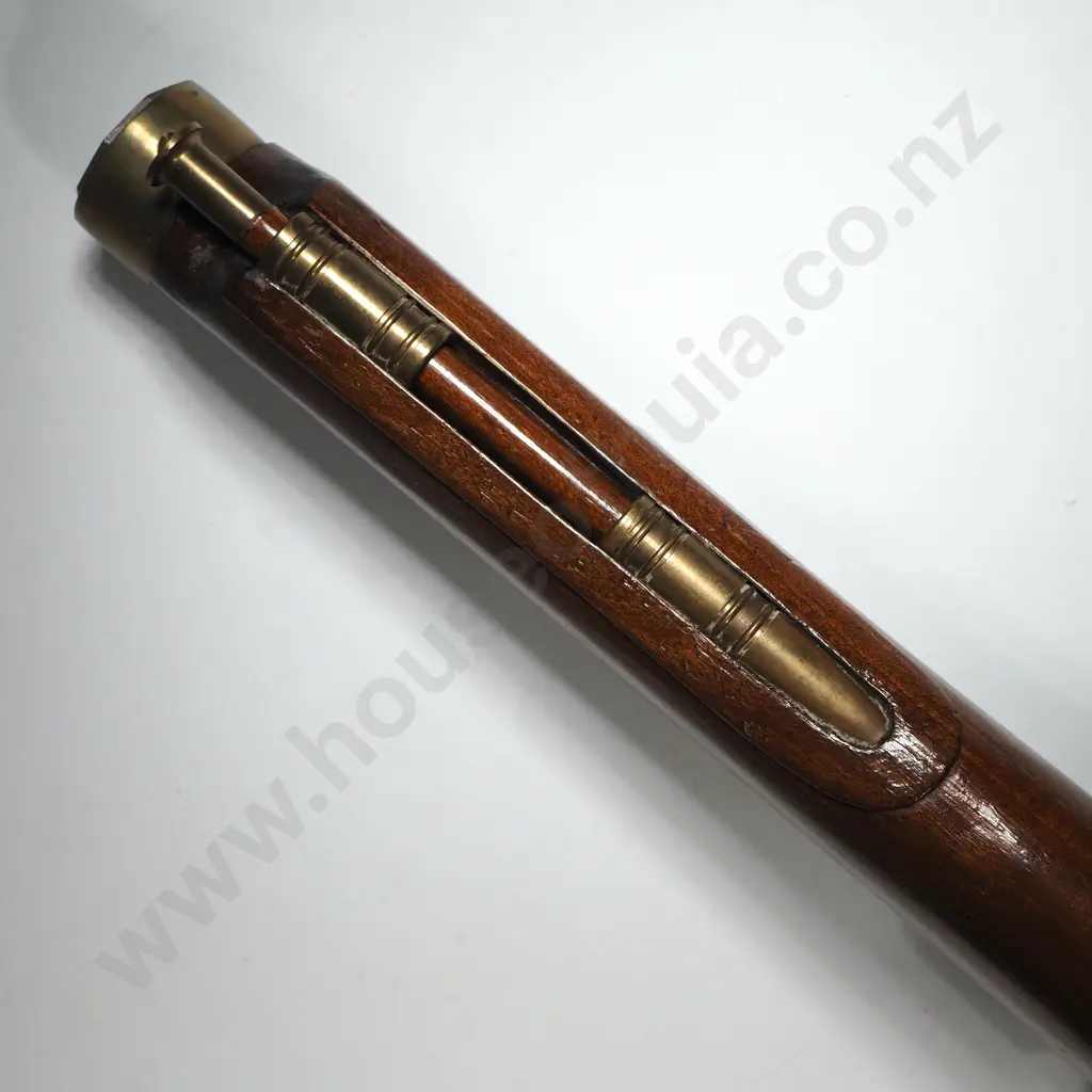 Non Firing Replica of a Flintlock Pistol Image 1++