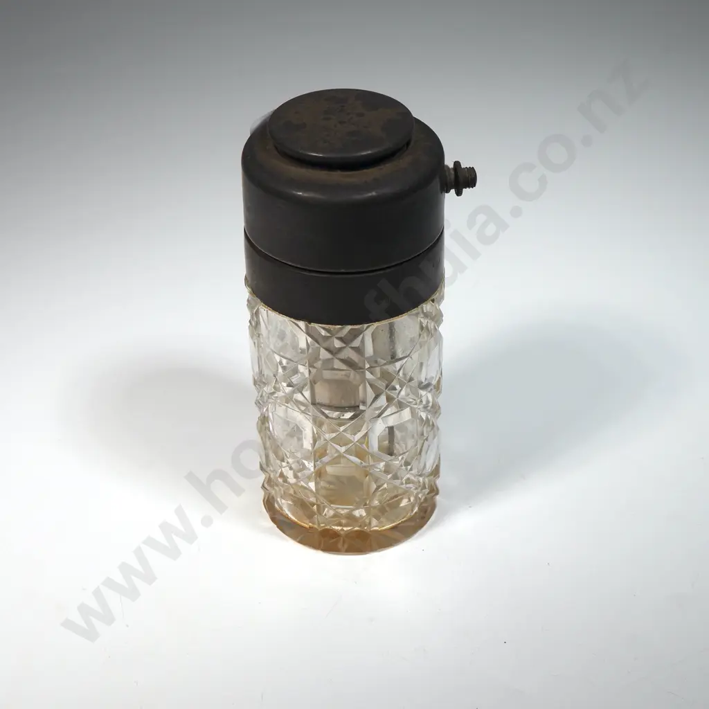 Sterling Silver & Hobnail Glass Atomizer. Image 1++