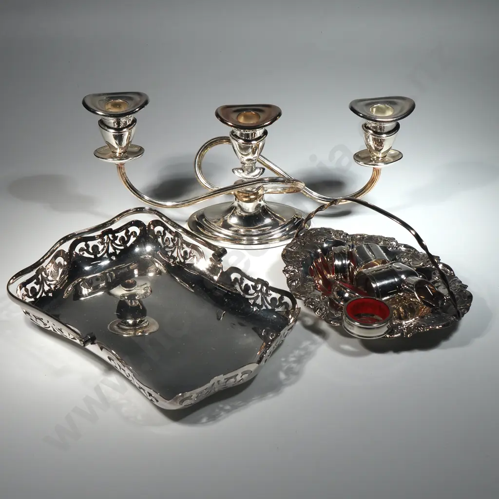 Assorted Silver Plate Items Image 1++