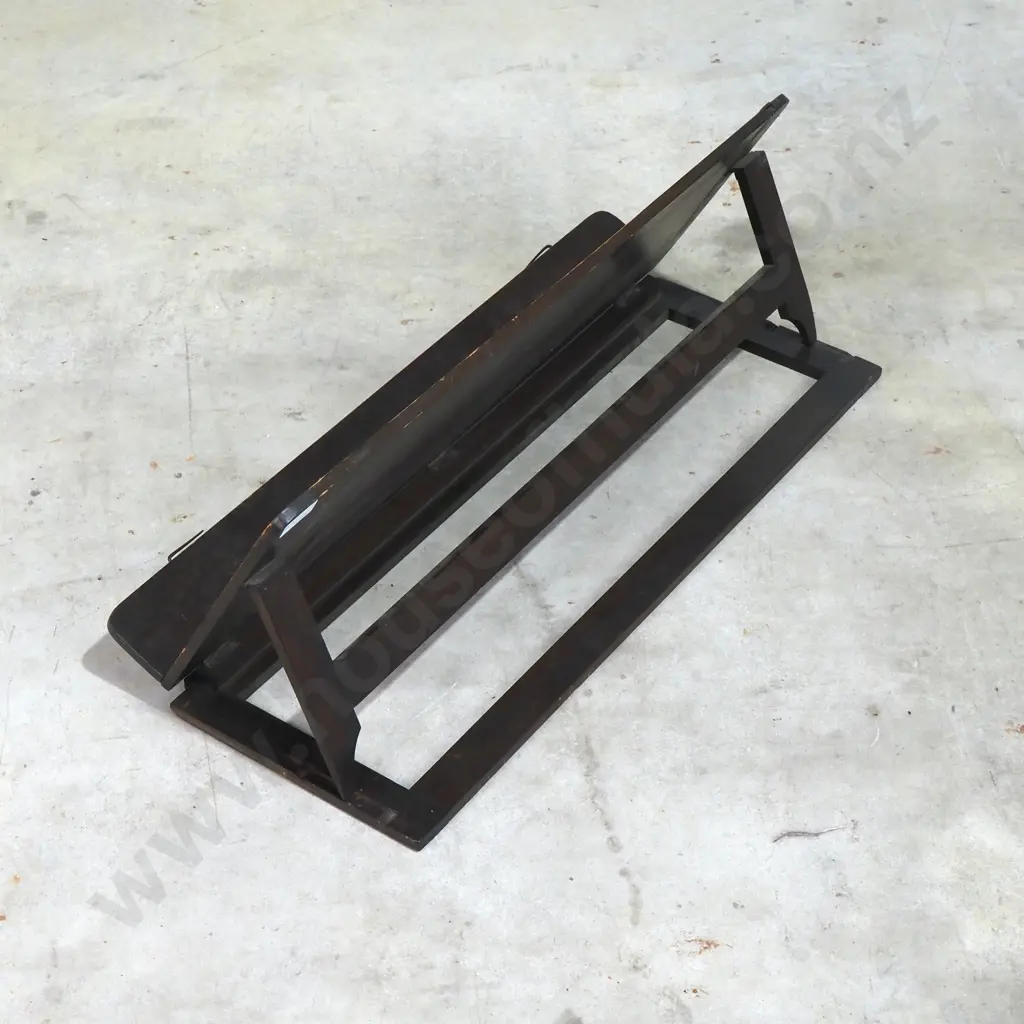 Collapsable Wooden Reading Slope Image 1++