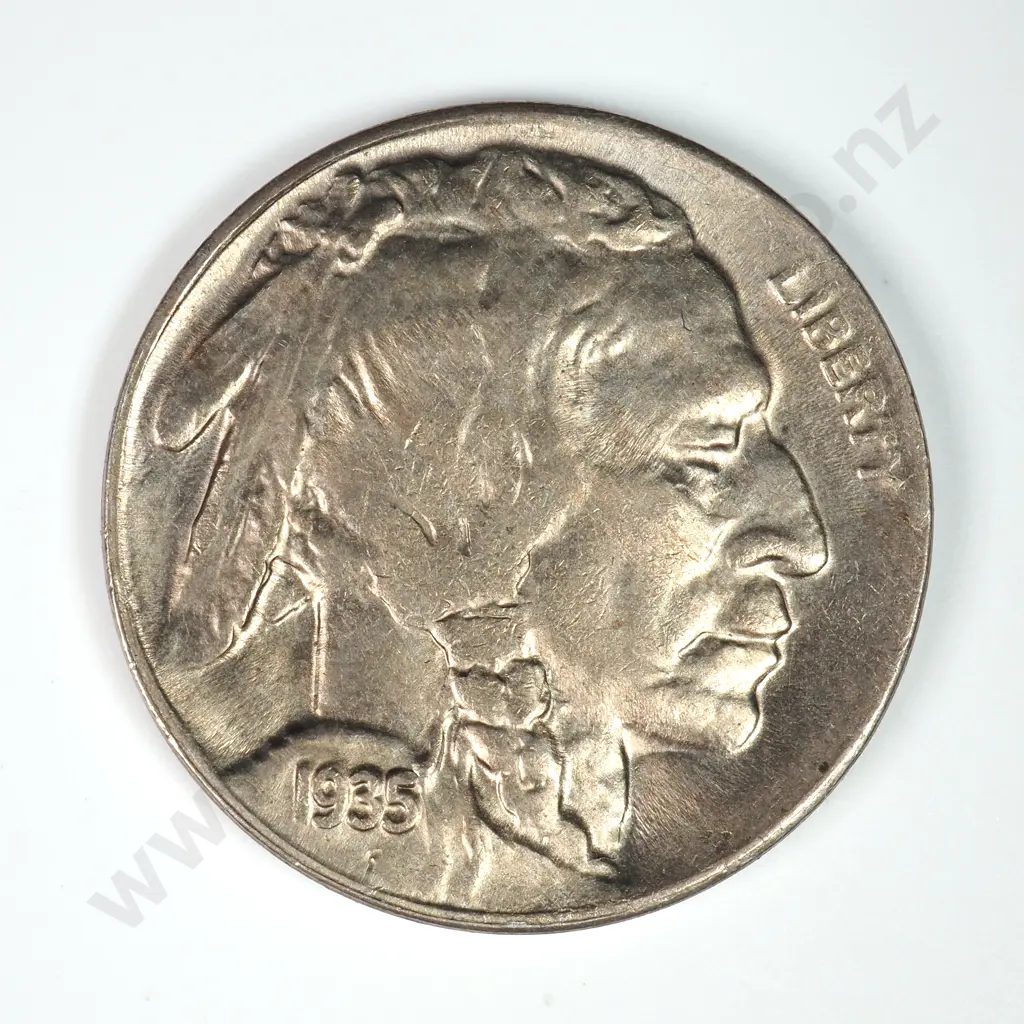 Buffalo Nickel: 1935 D - Uncirculated. C.V USD $92 ( NZD $160 ) Image 1++