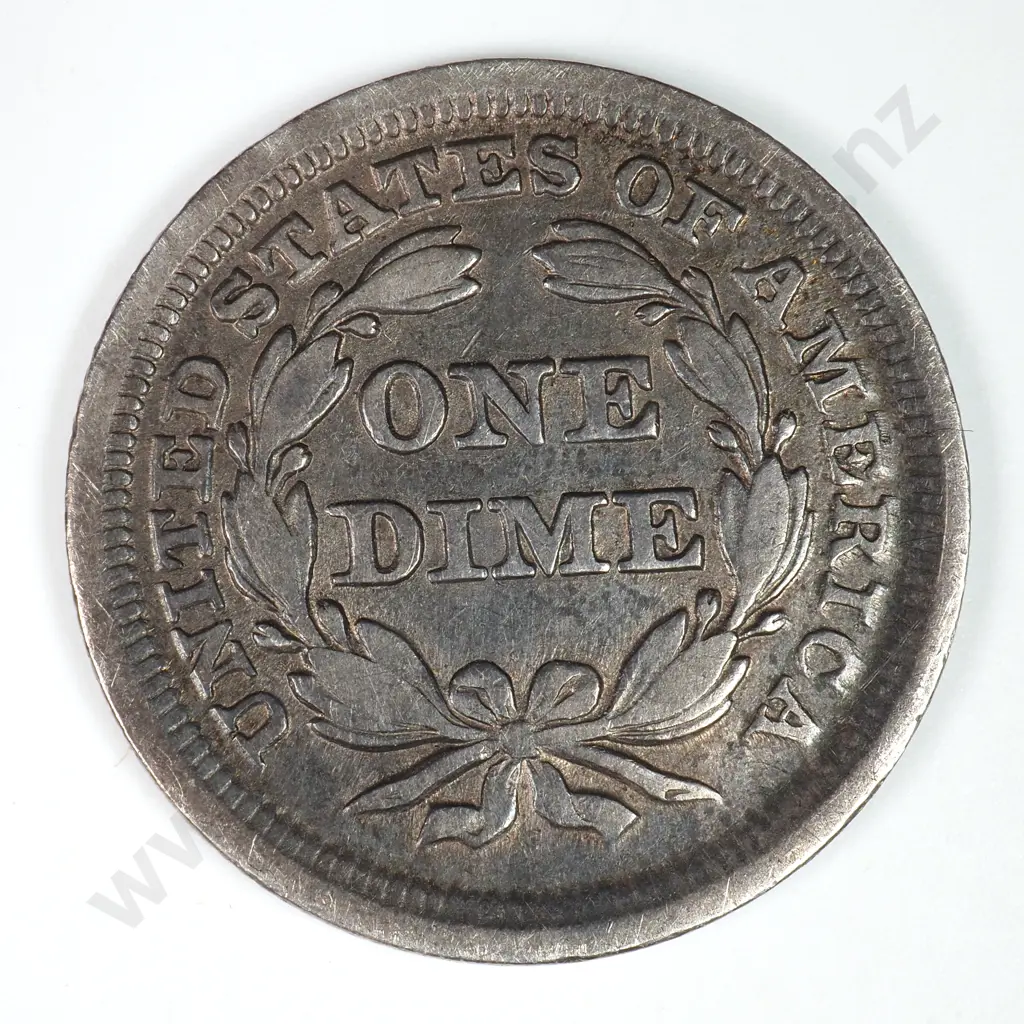 Dime - Capped Bust & Seated Liberty: 1853 Arrows - Very Fine. C.V USD $42 ( NZD $70 ) Image 1++