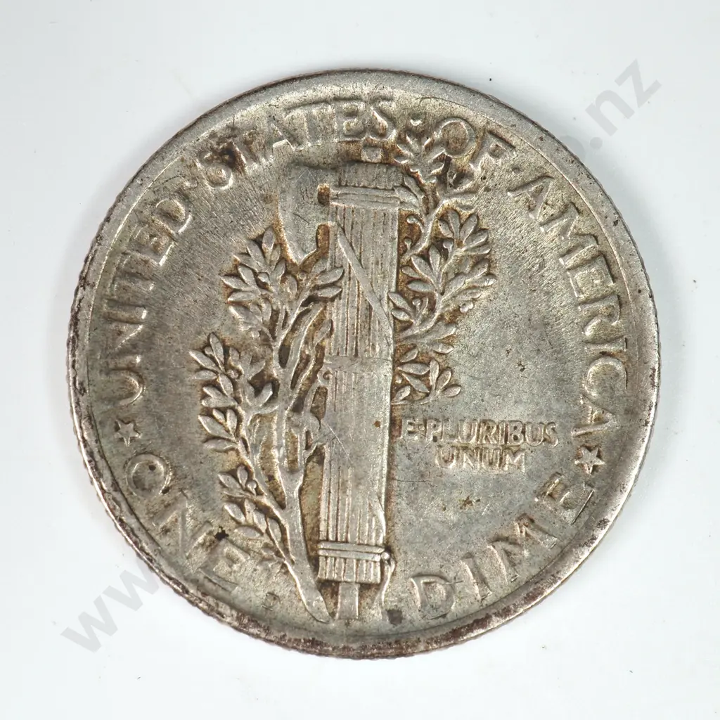 Mercury Dime: 1918 D - Extremely Fine. C.V USD $34 ( NZD $60 ) Image 1++