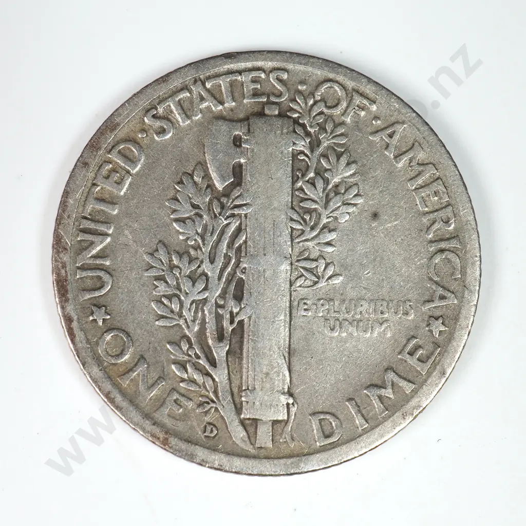 Mercury Dime: 1926 D - Very Fine. C.V USD $16 ( NZD $30 ) Image 1++